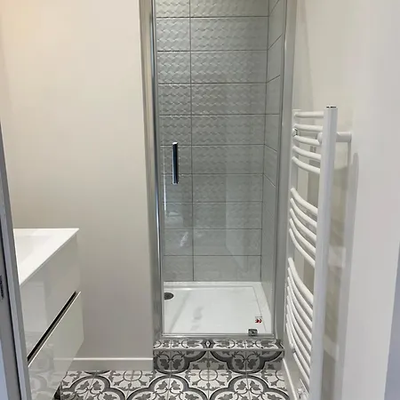 Apartment Superbe Studio Avec Climatisation Et Belle Pierre Pour 2 Personnes *