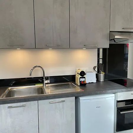 Superbe Studio Avec Climatisation Et Belle Pierre Pour 2 Personnes * Bordeaux